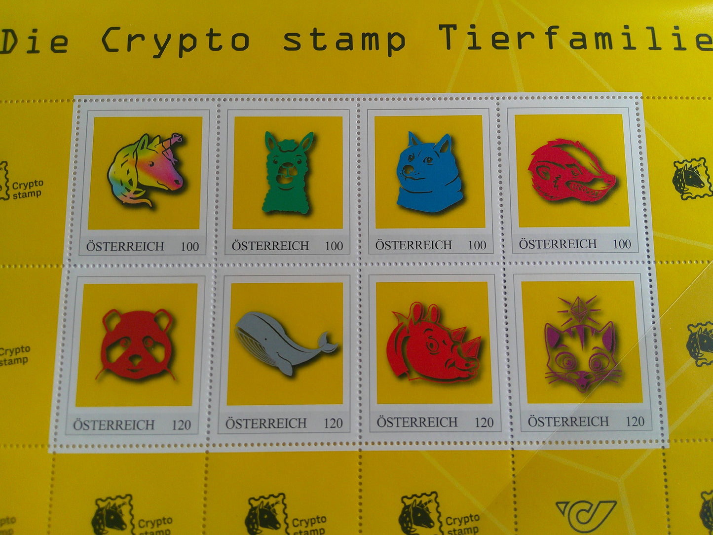 Die Crypto Stamp Tierfamilie - Stamp Sheet (mint/postfrisch)