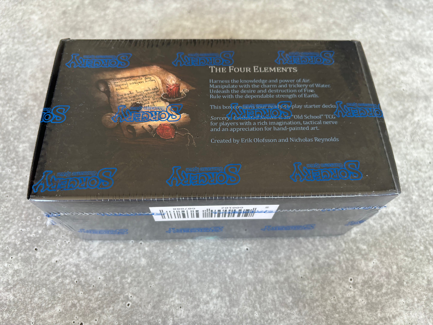 Sorcery TCG: Contested Realm - Deck box (new, sealed)